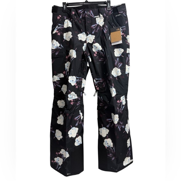 The North Face Women's Freedom Insulated‎ Pants, Size LARGE-short - Picture 6 of 15